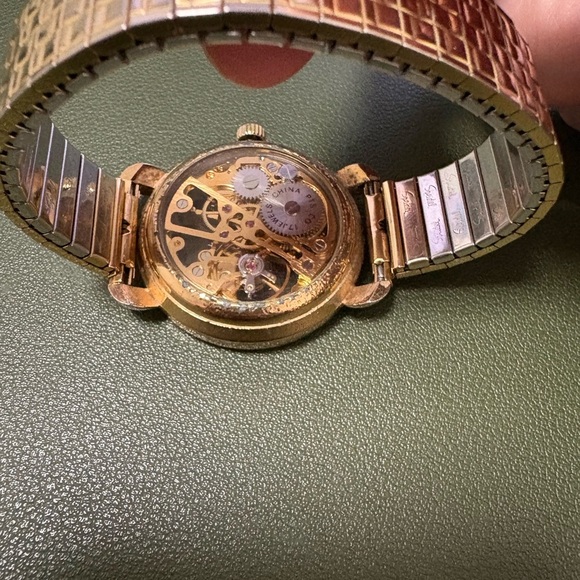 Gold Skeleton Watch - Picture 4 of 4